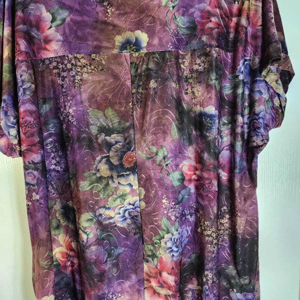 Verarose Woman blouse - Picture 2 of 3